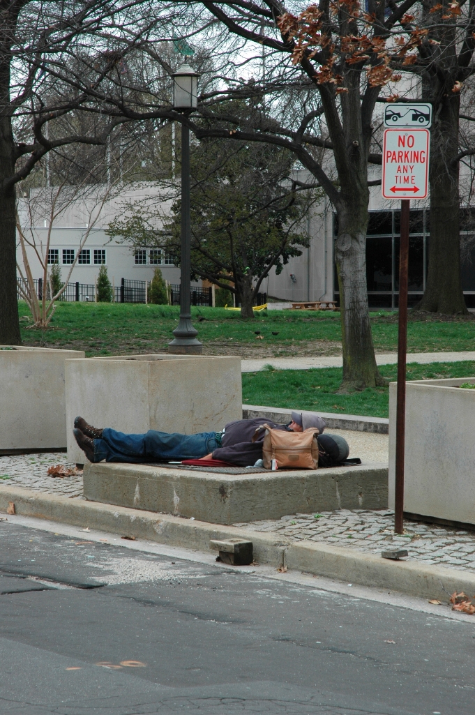 Бездомные в Вашингтоне – столице США